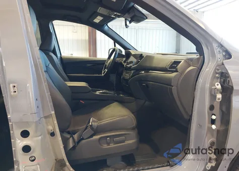 2024 Honda Passport Awd Black from USA, damaged, VIN 5FNYF8H88RB021820